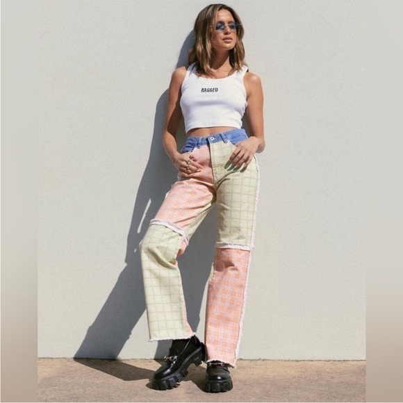 The Ragged Priest Patch Jeans. 26. NWT. - Picture 4 of 16